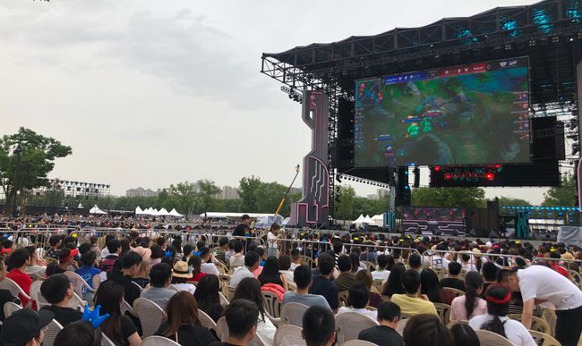 战背后